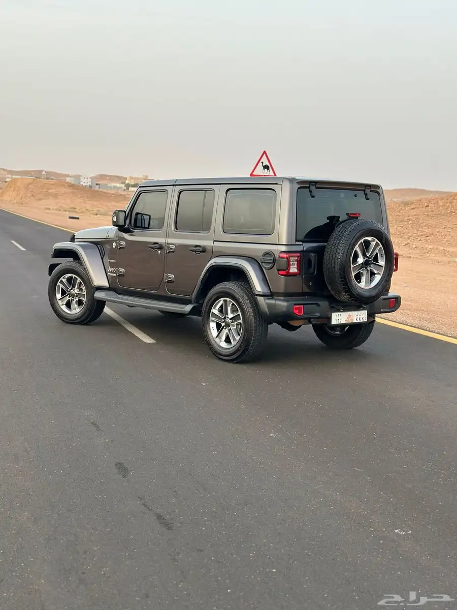 جيب رانجلر صحارى V 6 يوم 114 الف 5