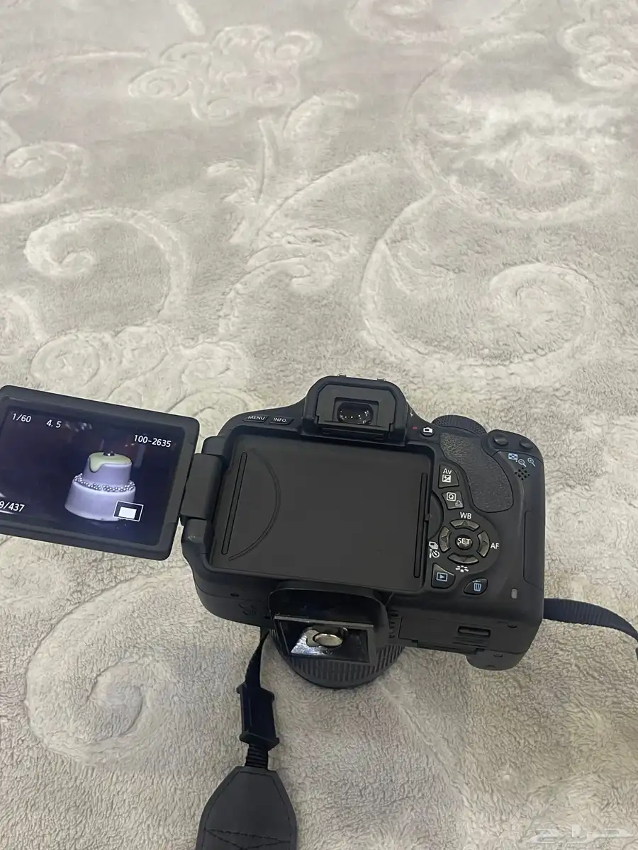 كاميرا كانون EOS 600D شبه جديده استخدام نظيف بكامل اغراضها 2