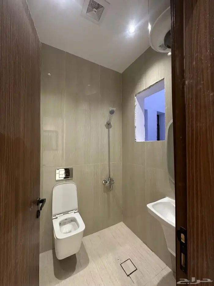 شقق دبلكسيه فاخره 4 غرف نوم 9