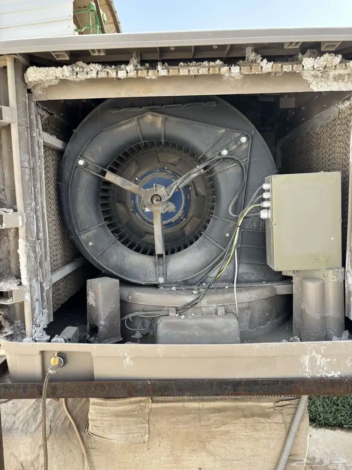 المكيف في حالة جيدة لكن يحتاج تنظيف 3