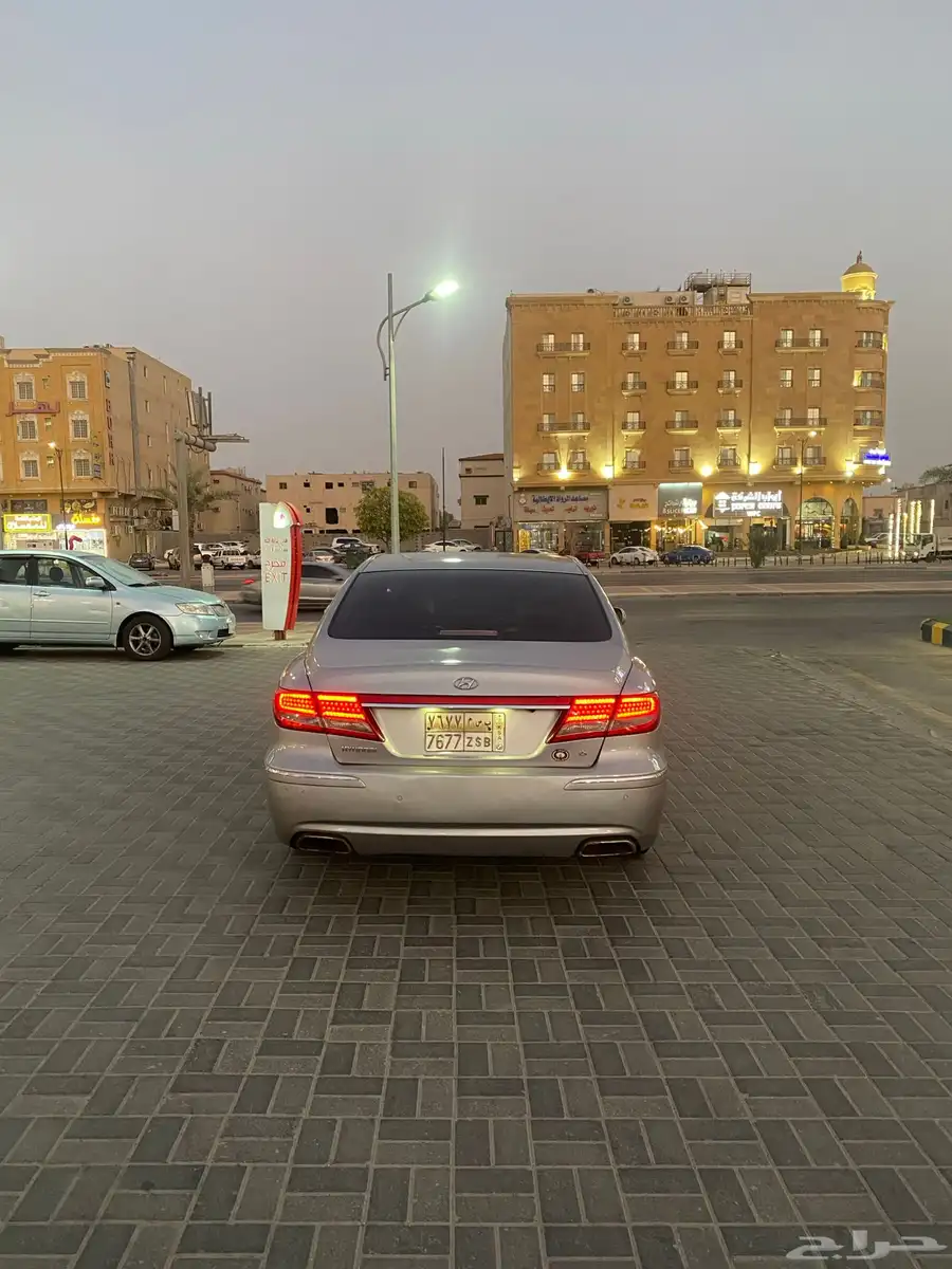 أزيرا 2011 5