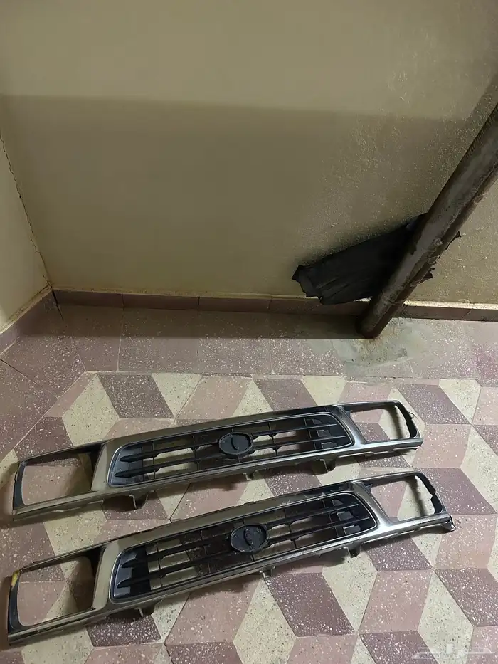 شبك هايلوكس 2001 2