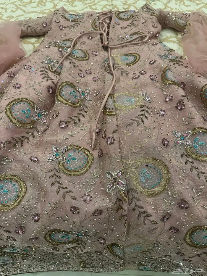 فستان سهره او عضيه جديد تفصيل مصممه 2