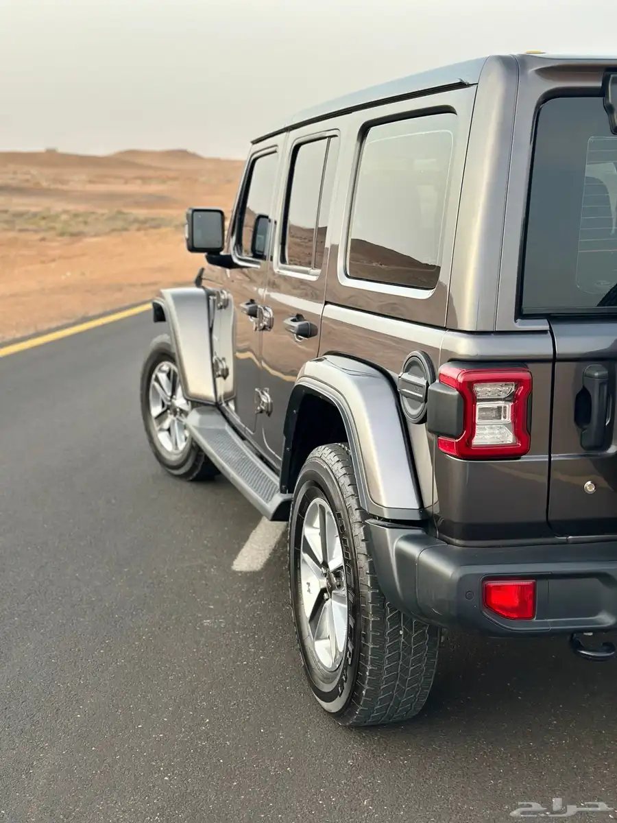 جيب رانجلر صحارى V 6 يوم 114 الف 6