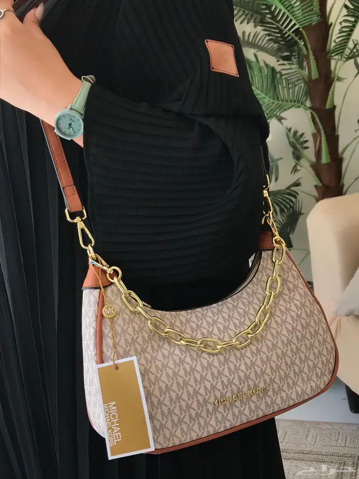 شنط نسائيه ماركات 50