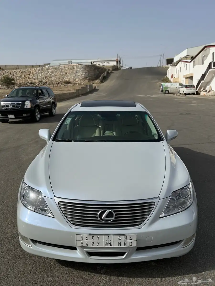 لكزس LS460L 0