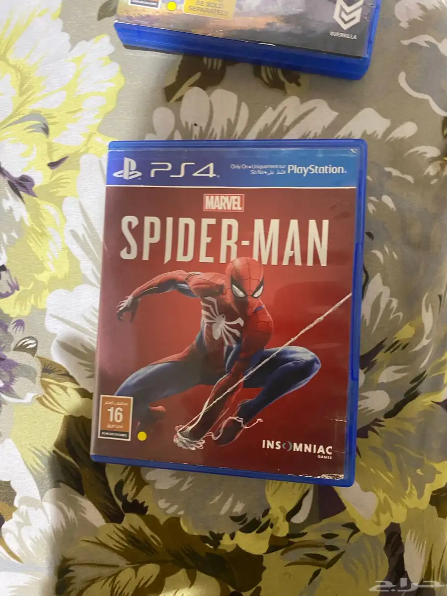 ثلاثة ألعاب ps4 للبيع 1