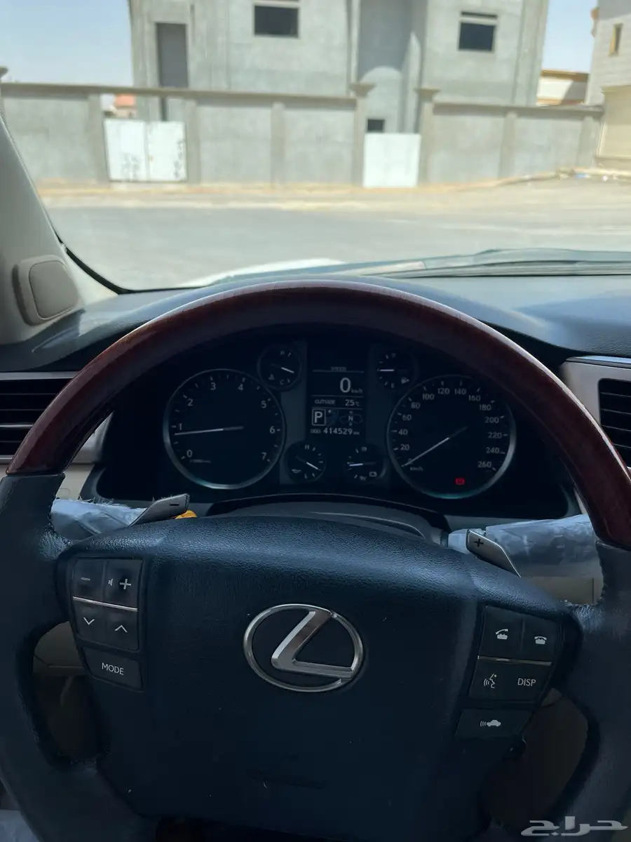 لكزس 12