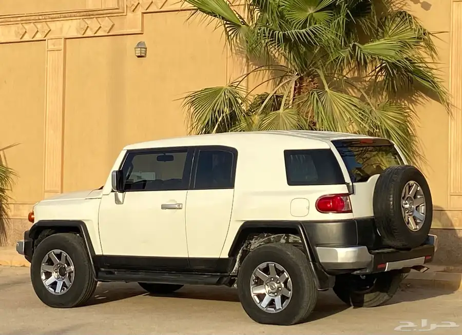 تويوتا اف جي سعودي 3