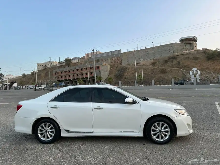 كامري 2013 GLX 8