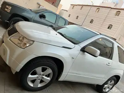 سوزوكي جراند فيتارا 2010 3