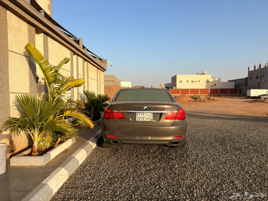 بس ام دبليو 740 سعودي 25