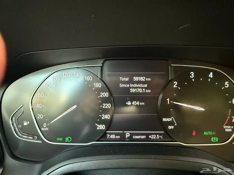 BMW 320i 4
