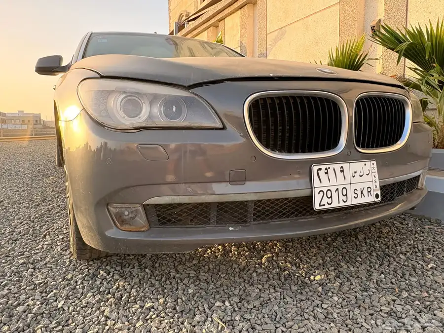 بس ام دبليو 740 سعودي 0