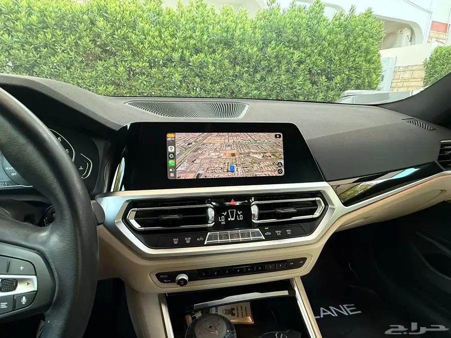BMW 320i 3