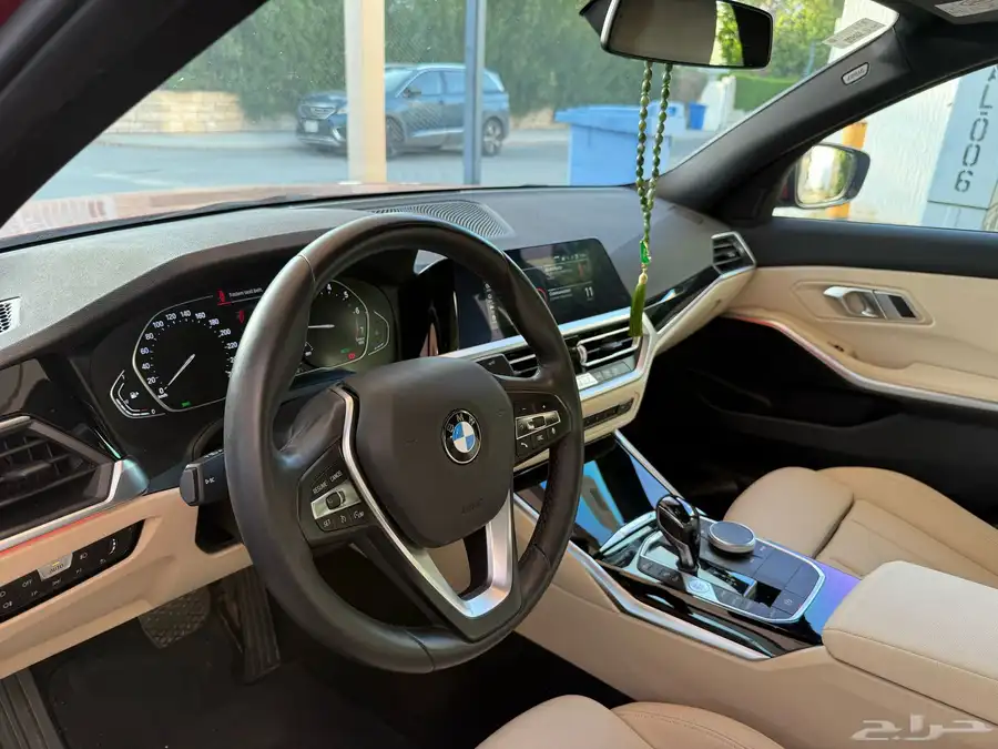 BMW 320i 7