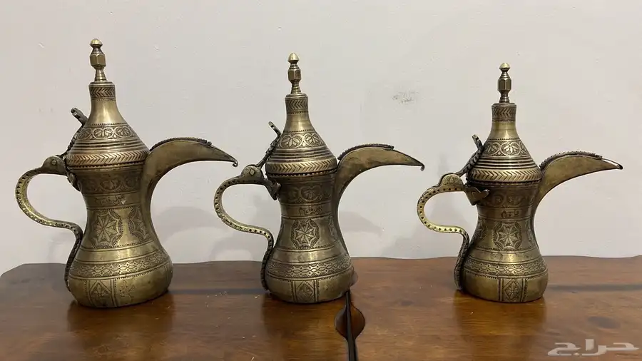 دلال عمل قاسم 0