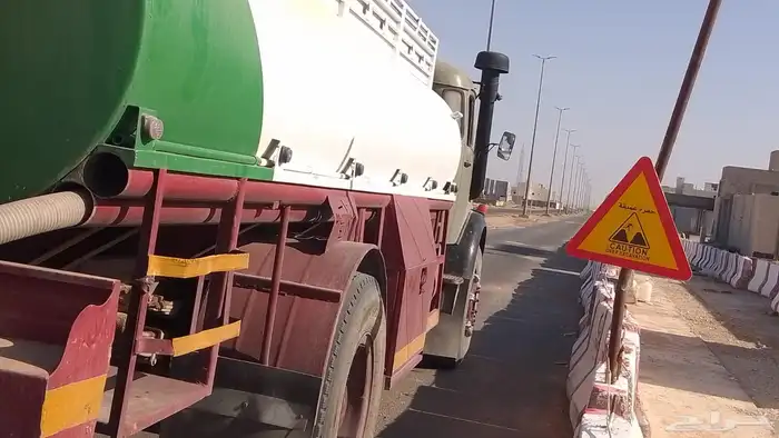 مقاول مشاريع حكومية وخاصة 27