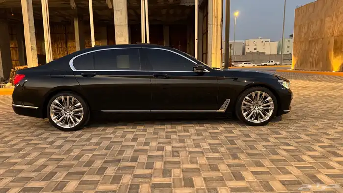للبيع بي ام دبليو 730 5