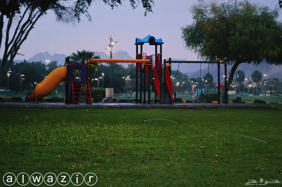 كاميرا نايكون 3200 5
