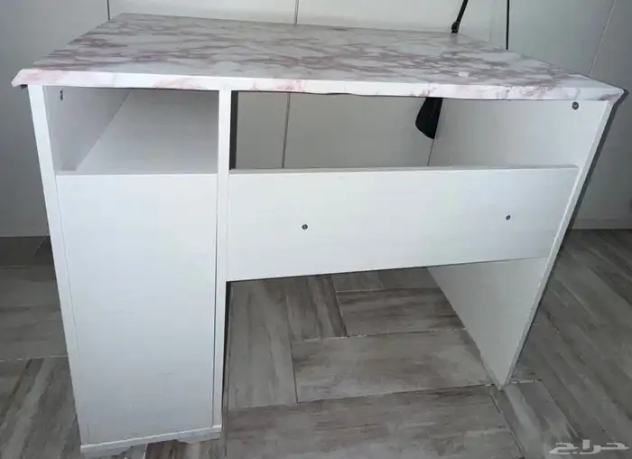 مكتب ابيض من ايكيا 6