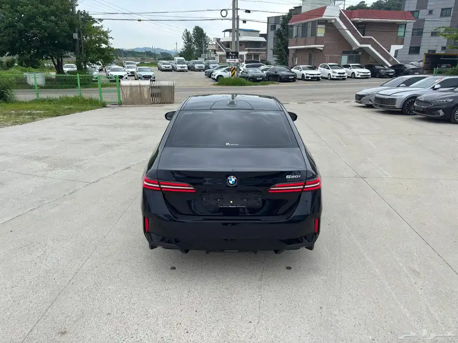 BMW 520i 2025 M sports تم البيع 3