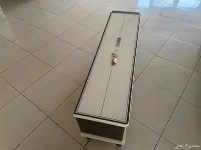 طاولات تلفزيون 2