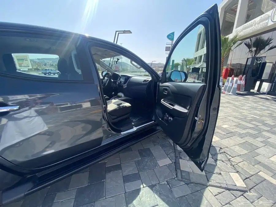 للتنازل مستوبيشي L200 قير تماتيك ديزل دبل 13