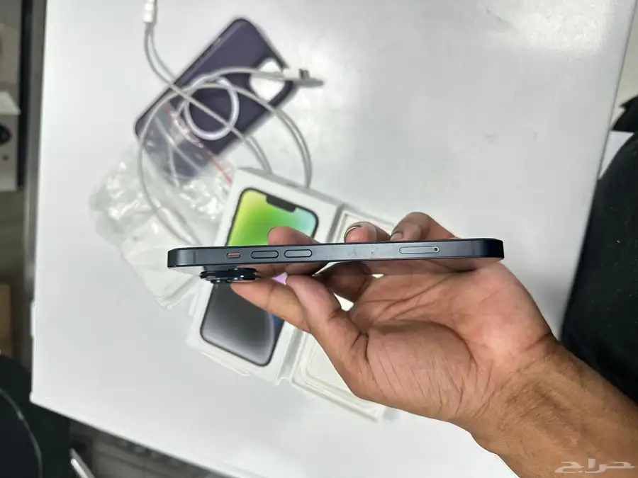 i phone 14 (128)gb 3
