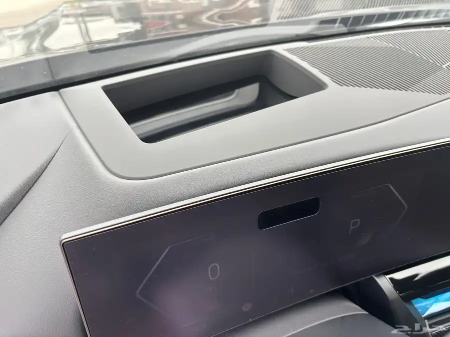 BMW 520i 2025 M sports تم البيع 13