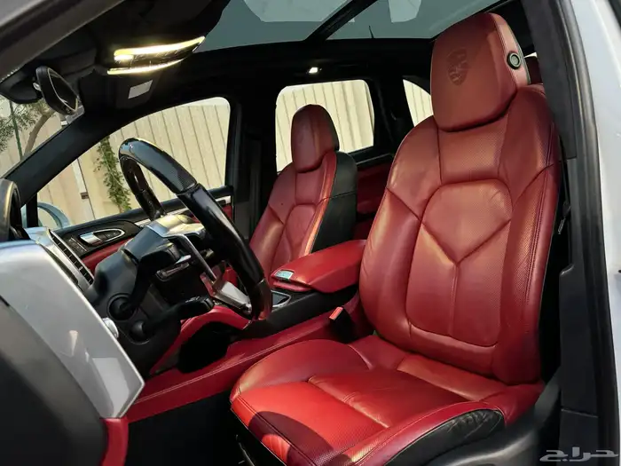 بورش كايين GTS 2016 ابيض وداخليه احمر فل كامل 21