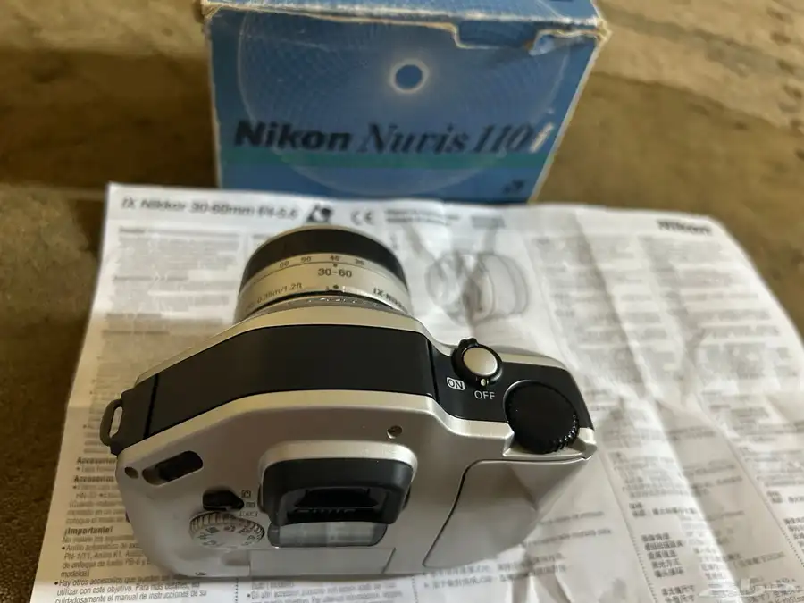 كمرة nikon للبيع 0