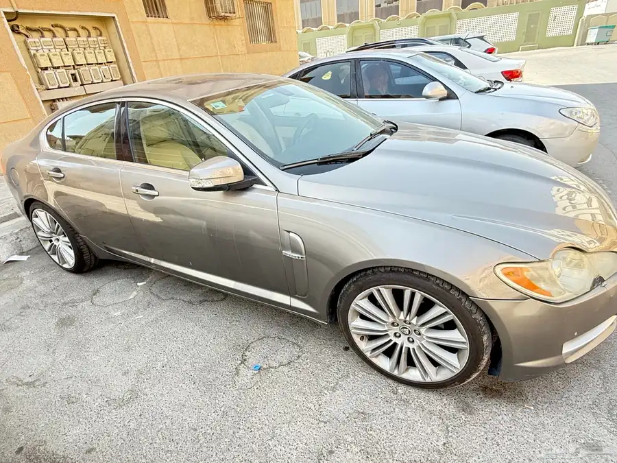 جاكور سيدان 2009 فول كامل 1