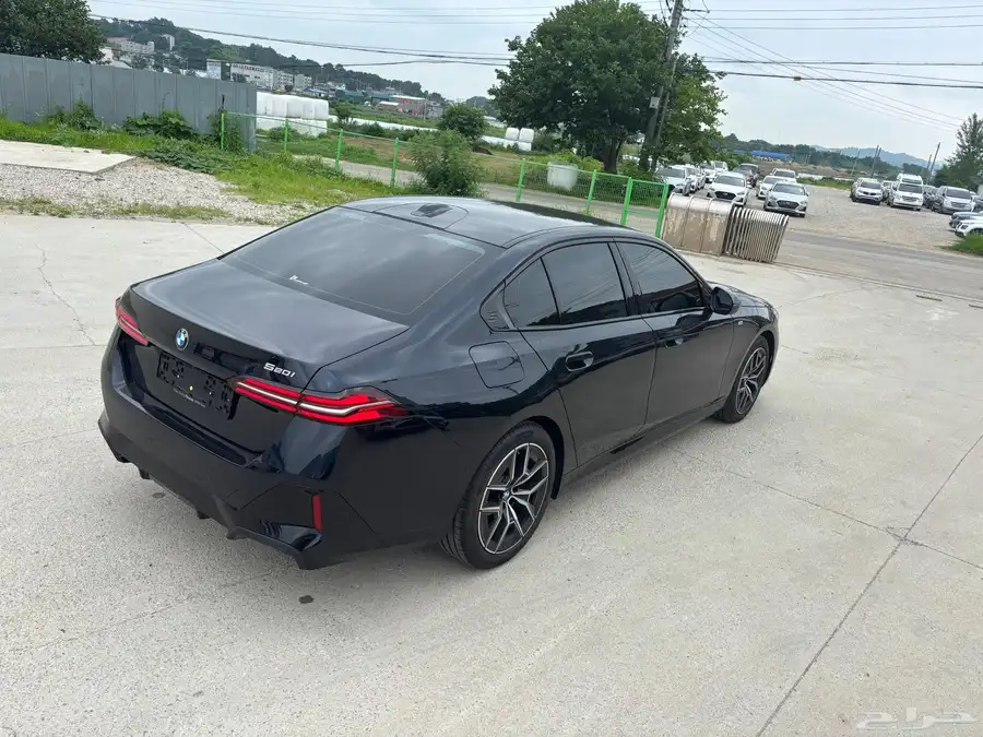 BMW 520i 2025 M sports تم البيع 6