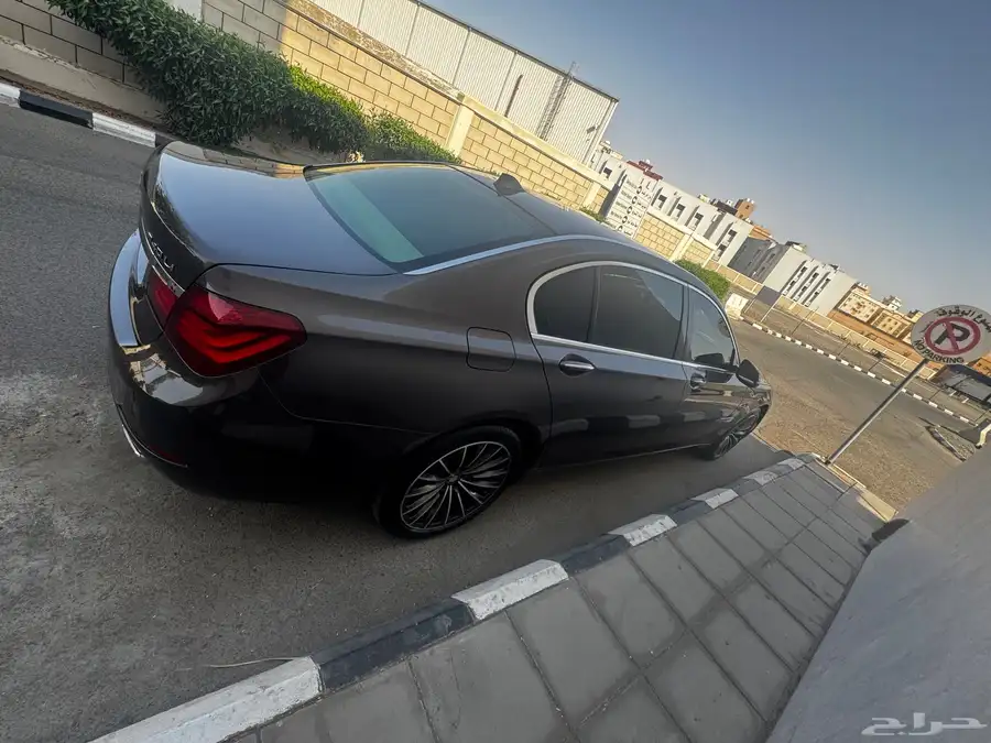 BMW 730 1