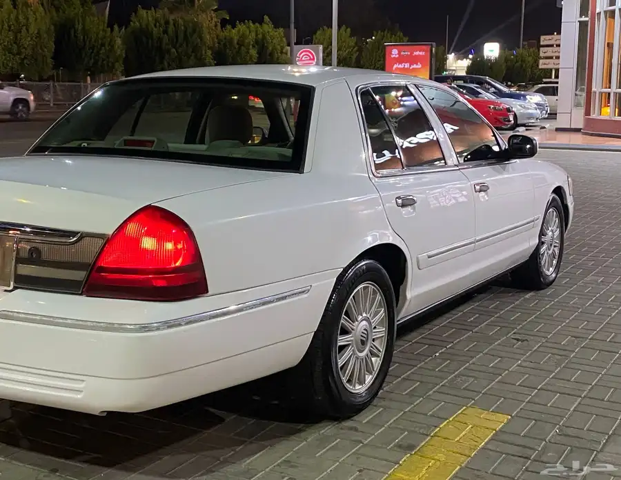 فورد جراند ماركيز 2007 نظيف 5