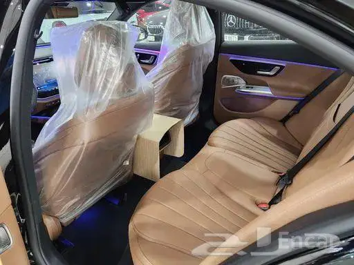 مرسيدس E300 موديل2025 12