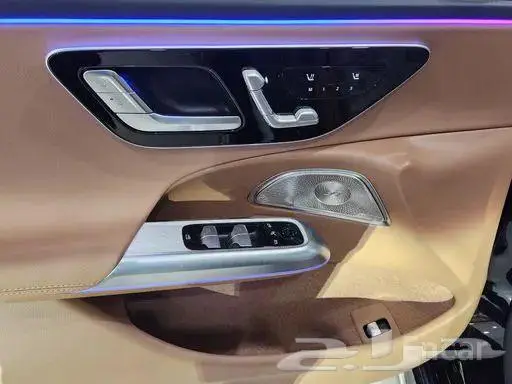 مرسيدس E300 موديل2025 11