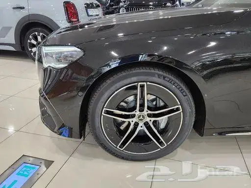 مرسيدس E300 موديل2025 5