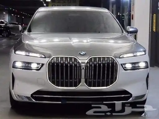 740i 2023 1