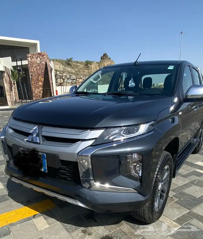 للتنازل مستوبيشي L200 قير تماتيك ديزل دبل 4