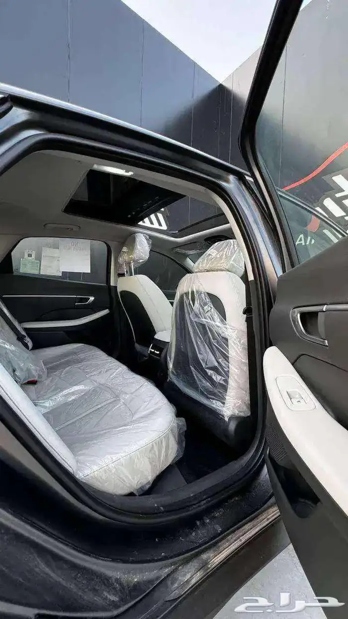 متوفر سوناتا سمارت اسود لامع وكمفورت رمادي مطفي 2025 عرض خاص 9