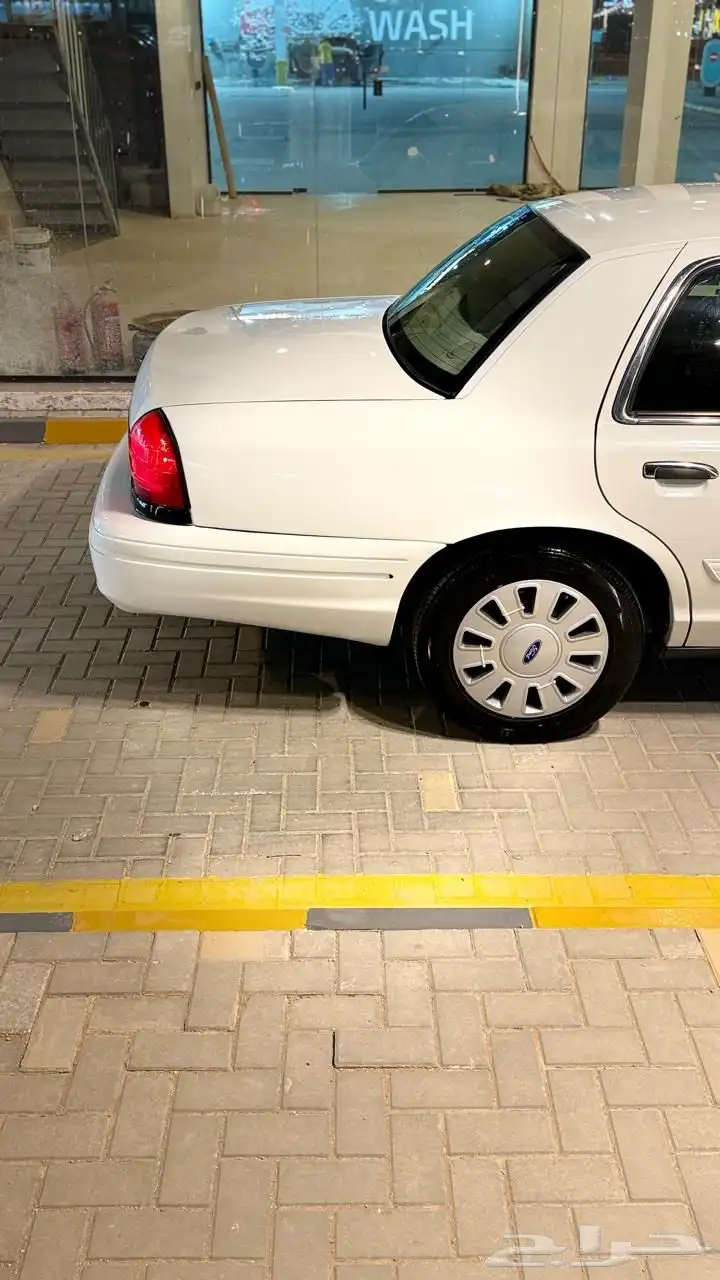 فورد فكتوريا 2011 5