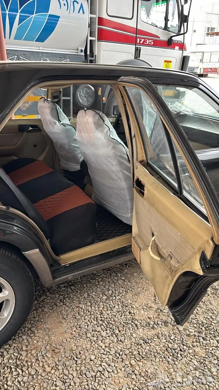 مرسيدس بنز E230 6