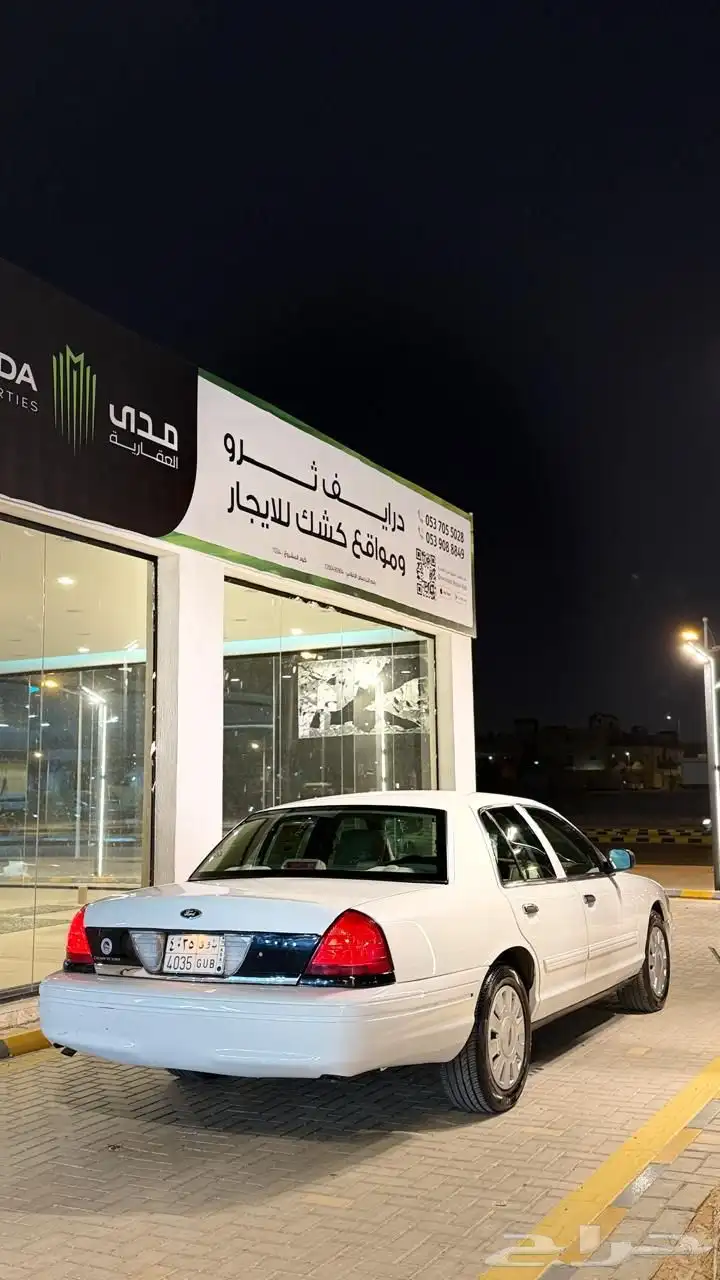 فورد فكتوريا 2011 3
