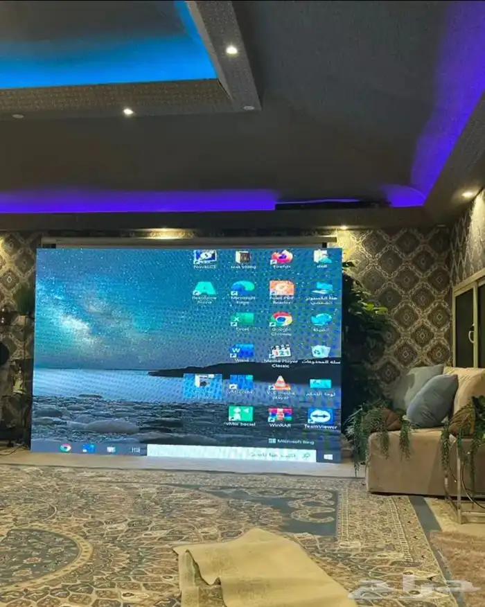 شاشاتLED للمباريات شاشات تنقل كرة القدم سماعات مايكات مسارح 3