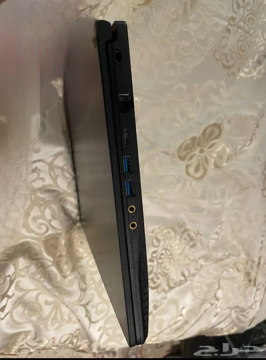 لابتوب قيمنق 4