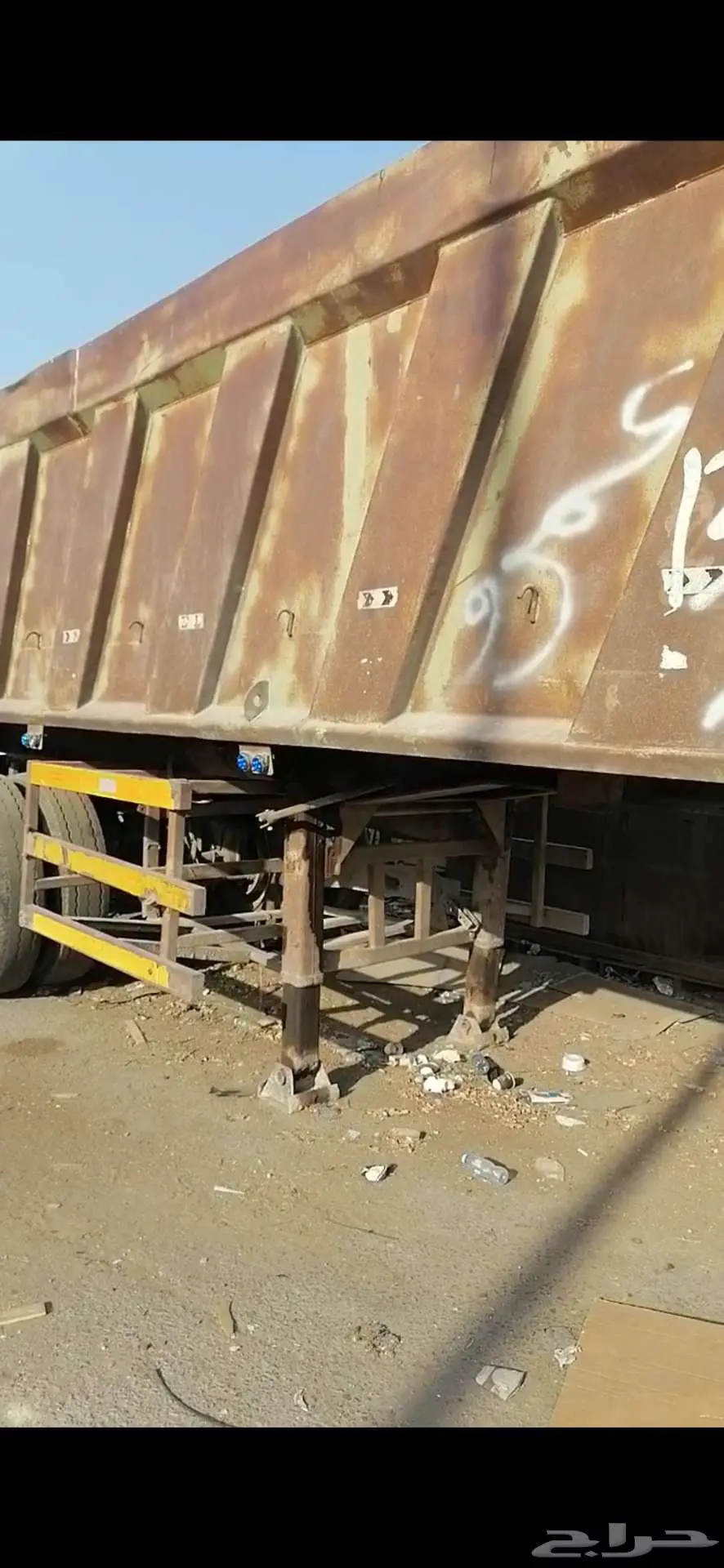 صندوق قلاب صاج للبيع 0