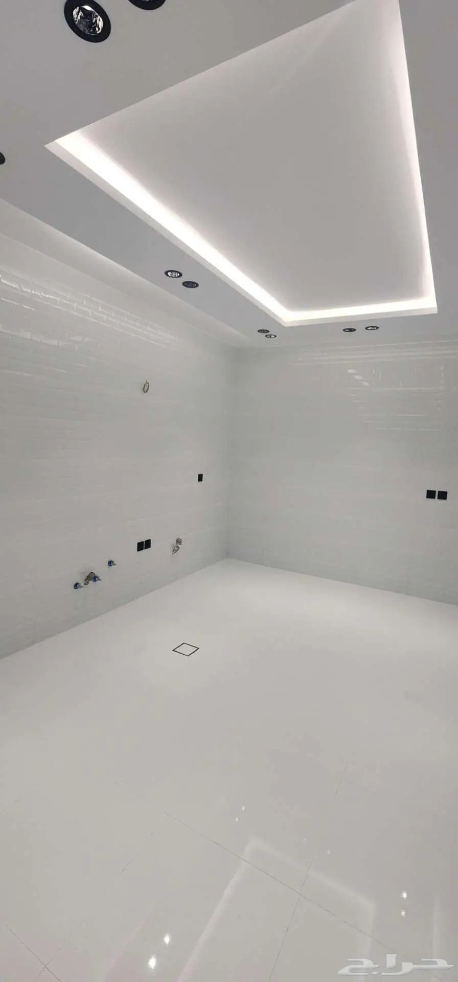 للبيع عمارة في حي الجابرة 8