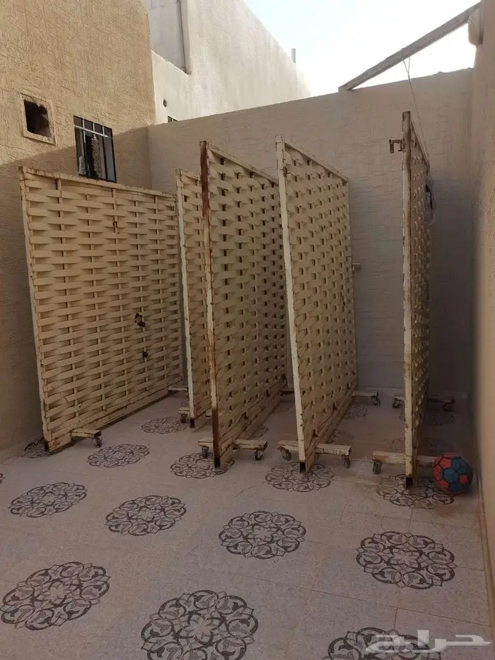 ساتر حديد طول 9متر بعرض2 متر إرتفاع 2 متر 2